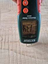 Load image into Gallery viewer, Beech Live edge board - 1870mm x 880mm (ID: BEE020)