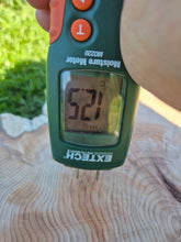 Load image into Gallery viewer, Yew Cookie/Log slice - 490mm x 490mm (ID: YEW044)